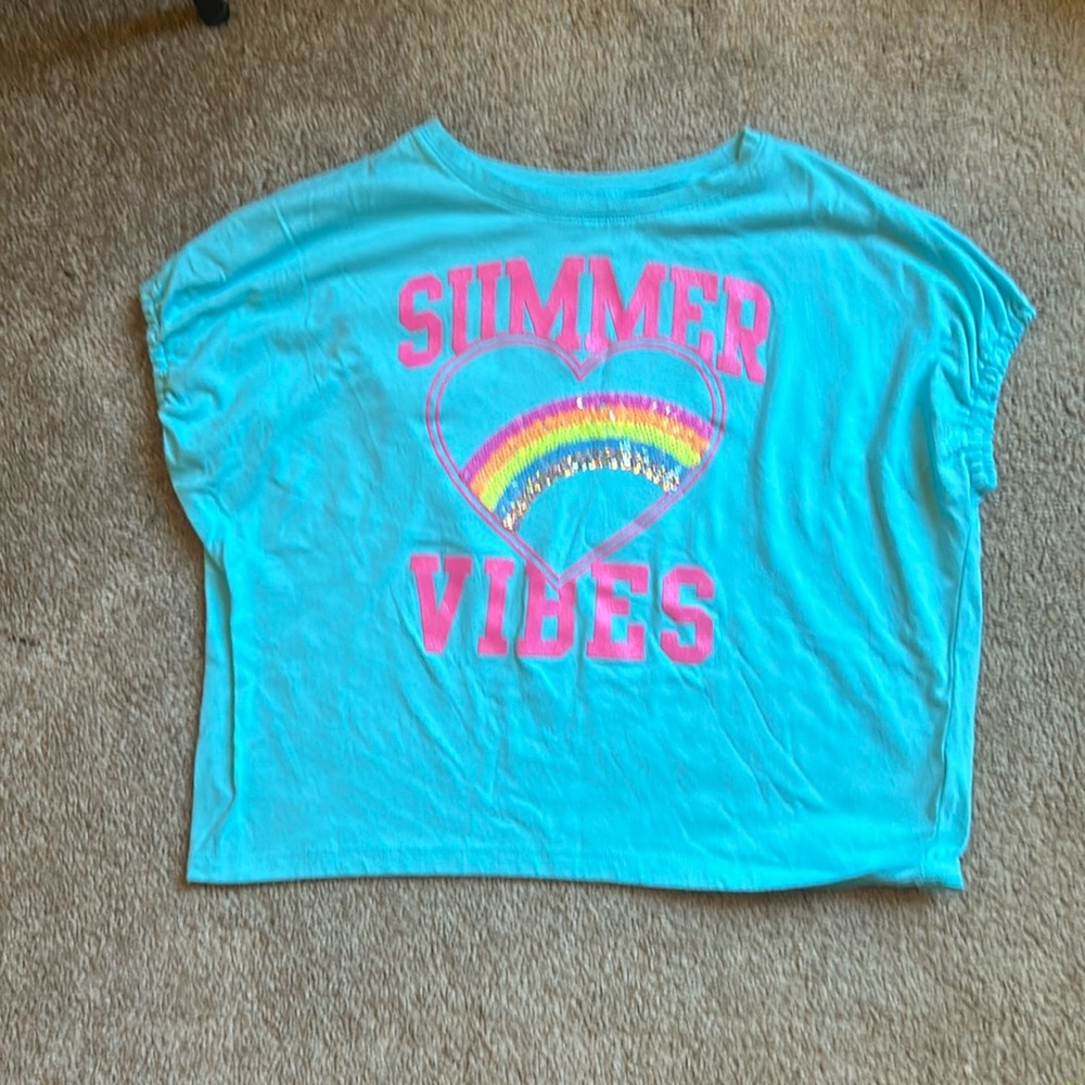 NWOT Children’s Place Girls Crop Style Top Large